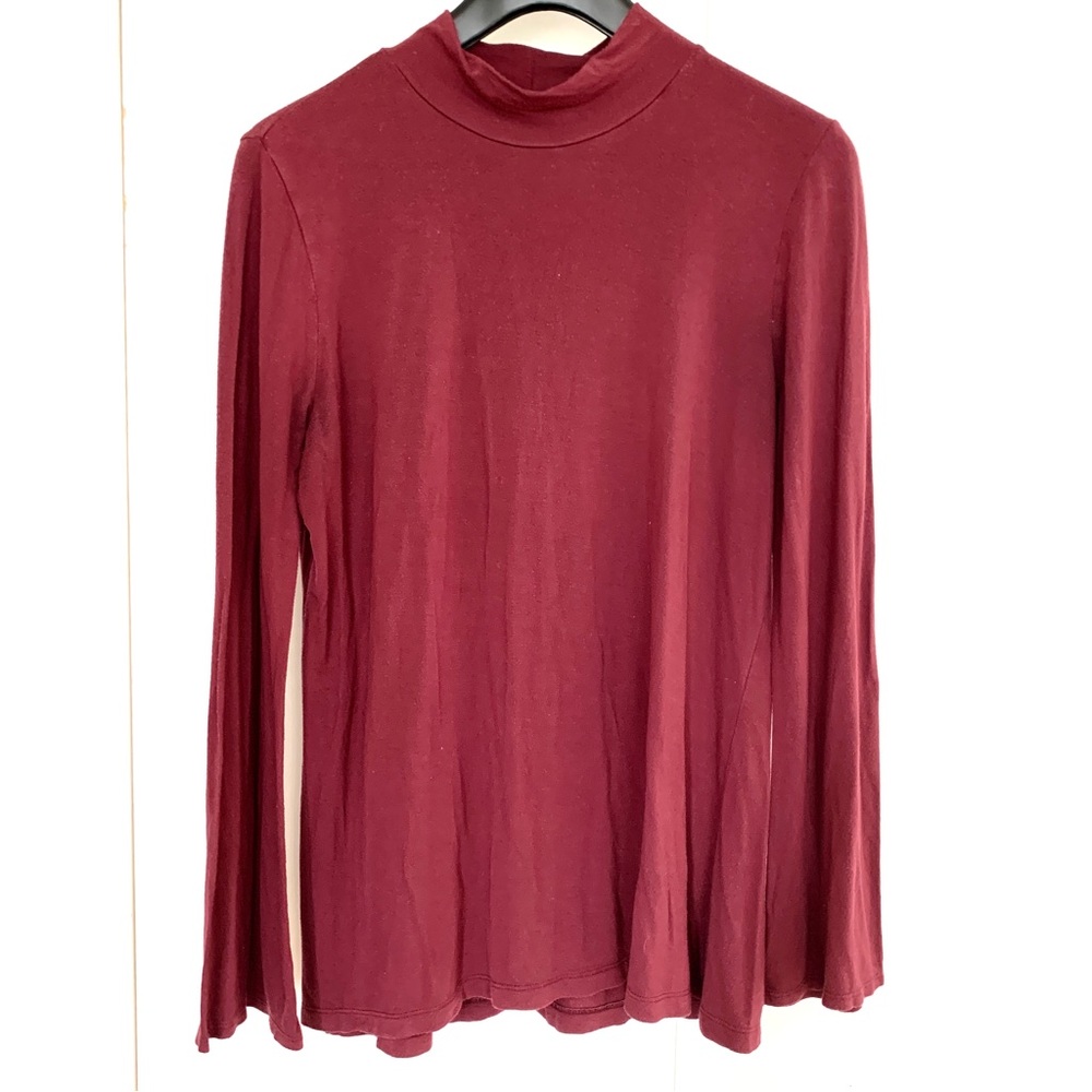Paraphrase Dressy Turtleneck w/ Flared Sleeves Burgundy Size Large